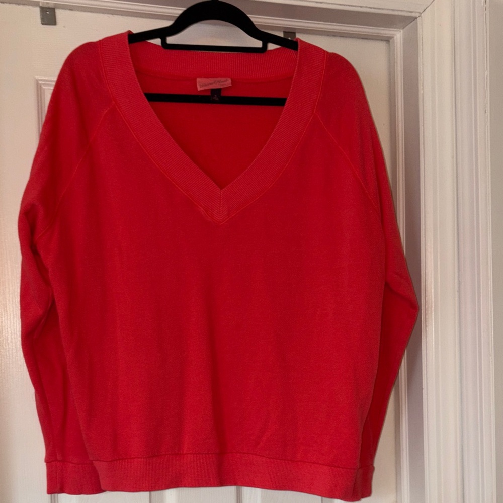 Universal Thread Women's V-Neck Sweater in Red